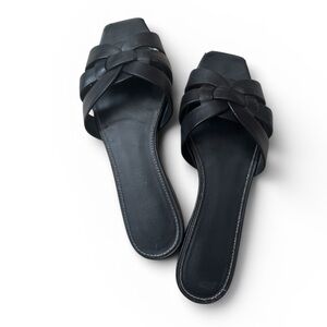 SAINT LAURENT Tribute Leather Slide Flat Sandal Black Size 35 (US 5)
